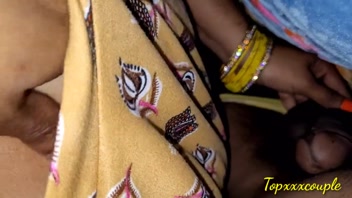 Hot stepsister XXX fun in blanket.