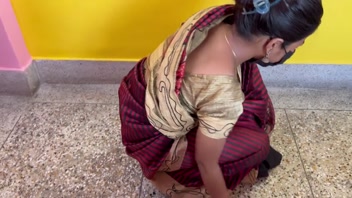 Malik Ne Apni Nokrani Ko Desi Style Me Kiya Chudai Desi Indian Sex With Dirty talk