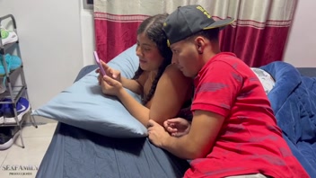 I enter my stepsister's room to provoke her and fuck her until she reaches orgasm