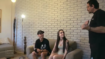 They leave me alone with my new stepsister / LuenOk x Chavitaxxx