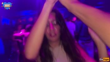 Picked up a student and fucked her in all holes in the toilet of a night club