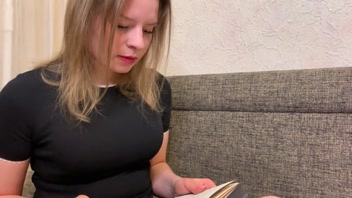 I read a book so that my pee started to burn