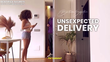 I SEDUCE THE DELIVERY BOY, HE FUCKS ME LIKE A WHORE - HE CUMS ON MY TONGUE