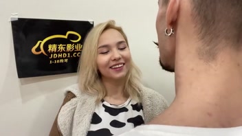 The ex-boyfriend comes to bring the girl to orgasm 3 times