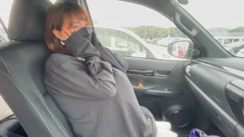 女子大生が彼シャツワンピースでノーパン買い物デート♡ホテルまで我慢できずにそのまま野外カーセックスで大量中出し♡RYO＆YUU♡素人カップル/パイパン/美少女/10代/野外露出/スタイル抜群/スマホ